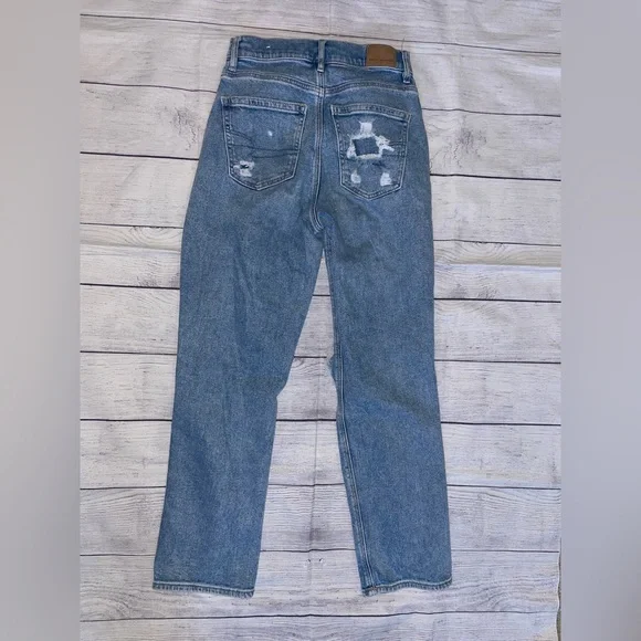 American Eagle Highest Rise 90s Boyfriend Jeans - Picture 6 of 8
